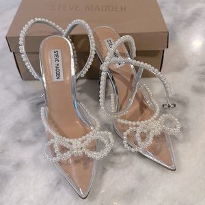 Steve Madden Viable White Pearl Shoe
